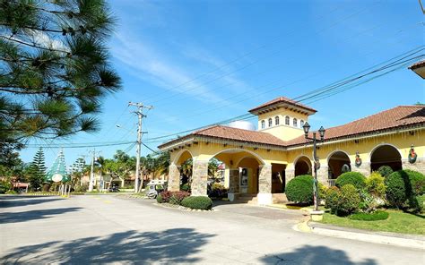 CAMELLA BATAAN PHILIPPINES .